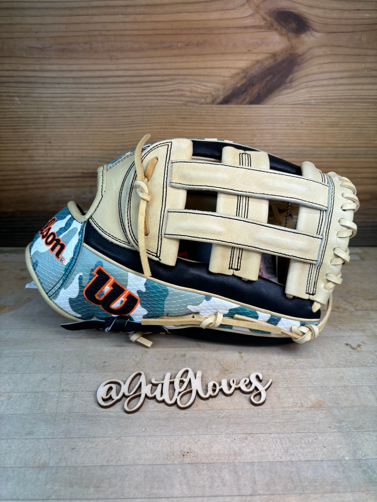 Wilson A2000 12.5” SP125 Glove Of The Month