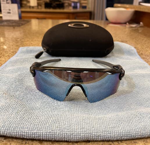 Oakley Radar EV Path Glasses