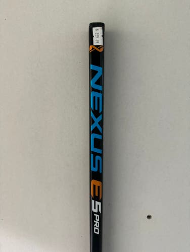 Bauer Nexus E5 senior stick