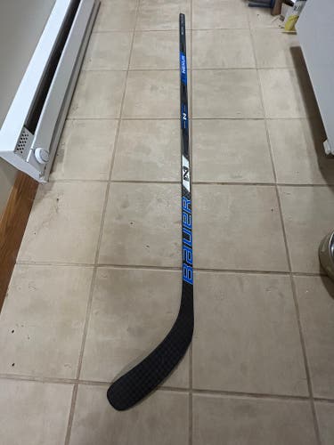 Senior Left Hand Pro Stock Nexus 1N Hockey Stick
