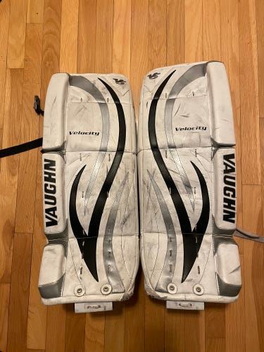 Used Medium Vaughn Velocity V5 Goalie Leg Pads