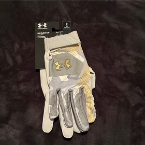 White Under Armour Clean Up batting gloves Sz L