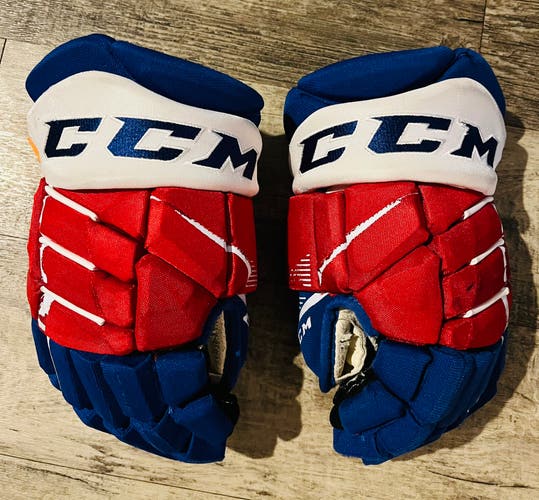 Rochester Americans CCM HGJS JetSpeed 13” Hockey Gloves