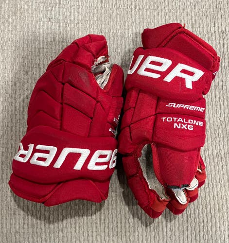 Bauer Pro Stock Gloves Supreme TotalOne NXG Game used - Miami of Ohio