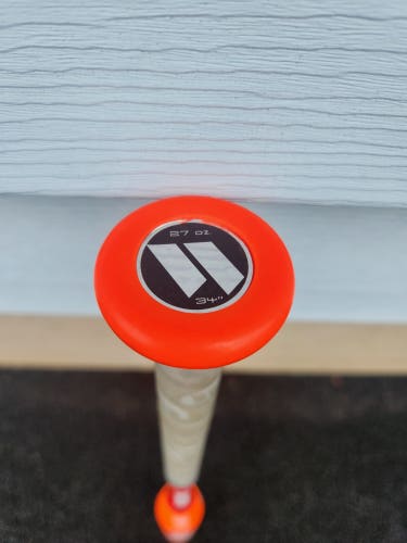 Used Worth Composite EST Bat (-7) 27 oz 34"