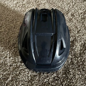 Used Small Bauer Re-Akt 150 Helmet