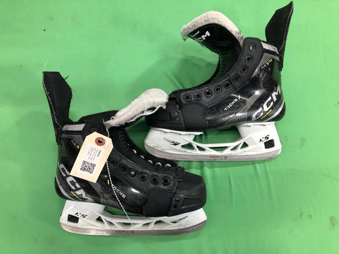 Used CCM Tacks AS-570 Hockey Skates E&W (Wide) 3.5 - Junior