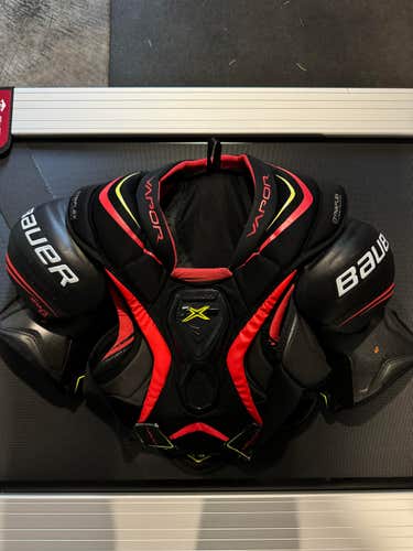Senior Used Large Bauer Vapor 2x pro Shoulder Pads