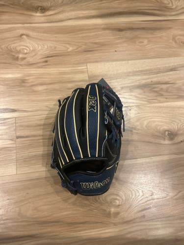 Wilson A2K 11.75" 2023 Glove Of The Month