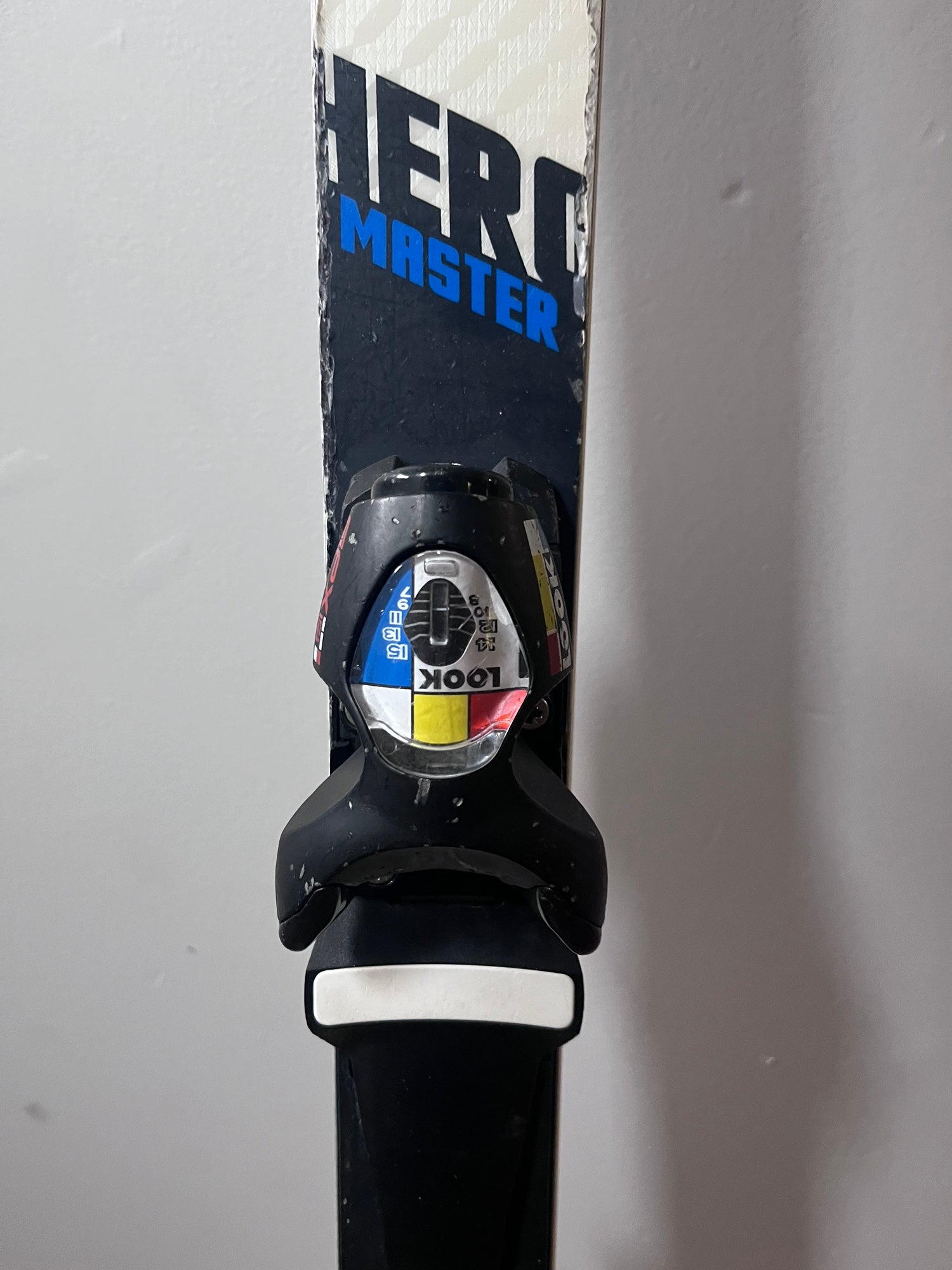 ロシニョール HERO MASTER 175cm R=18m ROSSIGNOL | MASTER HERO