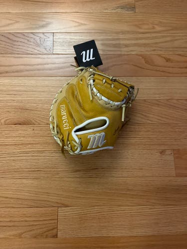 New 2024 Marucci Acadia Series RHT 32” Catcher’s Mitt