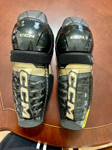 CCM Tacks AS-V Pro Hockey Shin Guards