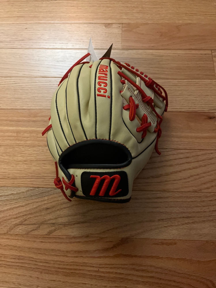New 2024 Marucci Oxbow Series RHT 11.5” Baseball Glove