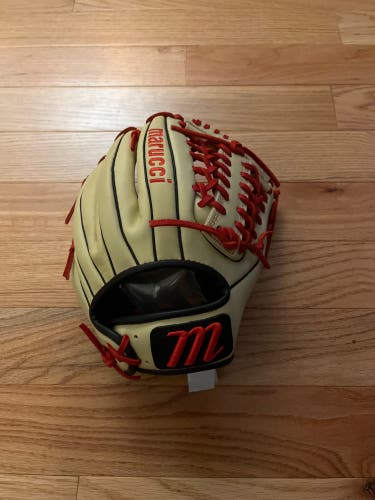 New 2024 Marucci Oxbow Series RHT 11.75” Baseball Glove