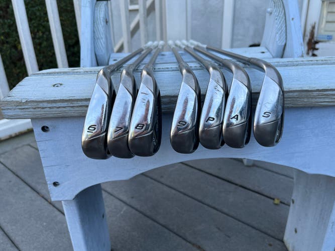 Used Women's TaylorMade Right Handed Burner 2.0 Iron Set Ladies Flex 7 Pieces Graphite Shaft