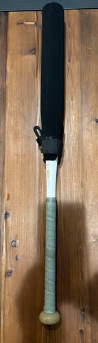 Used 2023 Composite (-10) 22 oz 32" Echo DMND Bat