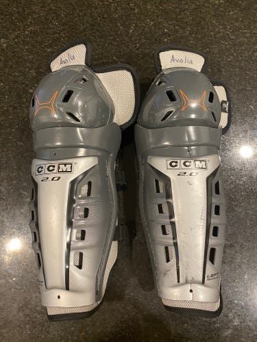 CCM 2.0 Shin Pads