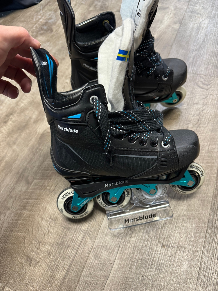 Brand New Marsblade R1 size 4 D Roller Hockey Skates
