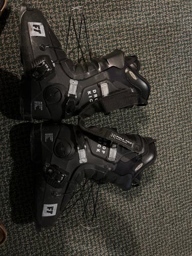 Used Full Tilt Drop Kick Ski Boots