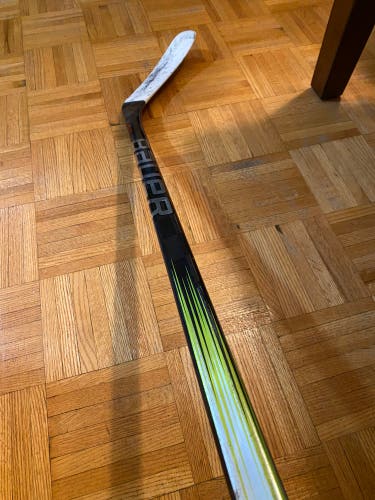 Senior Right Handed P88  Vapor Hyperlite 2 Hockey Stick