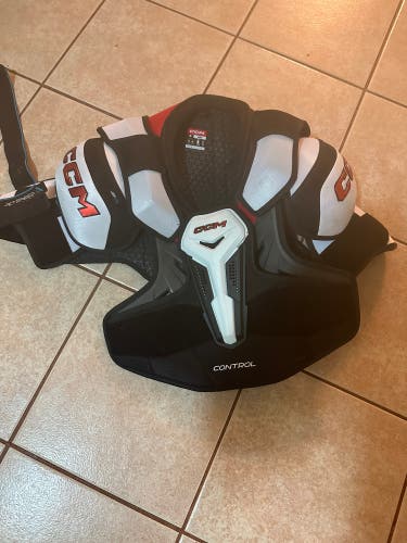 Jetspeed Control hockey shoulder pads
