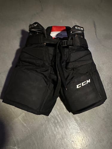 Used JR CCM E2.5 Hockey Goalie Pants