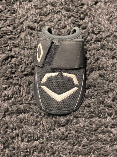 Black Used Senior EvoShield Elbow Protection Elbow Guard