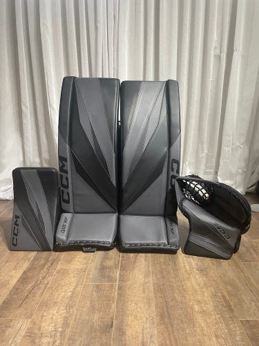 CCM  Axis XF Goalie Full Set 34+1