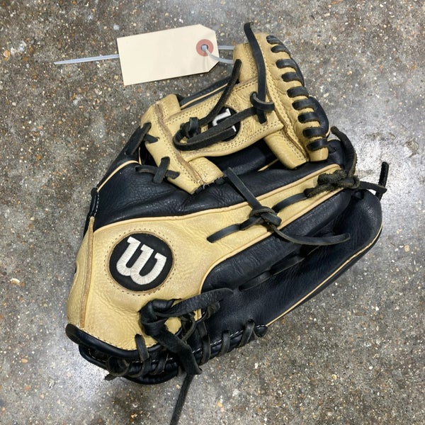 Used Wilson A500 Right Hand Throw Infield Baseball Glove 11.5"