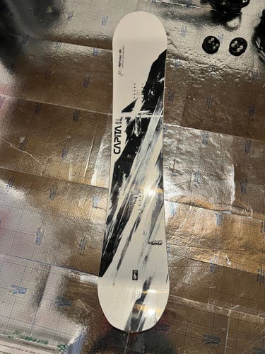 Used Unisex CAPiTA Mercury Snowboard All Mountain Without Bindings Medium Flex Directional Twin