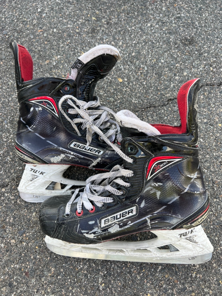 Used Senior Bauer Vapor X900 Hockey Skates D&R (Regular) 10 - Senior