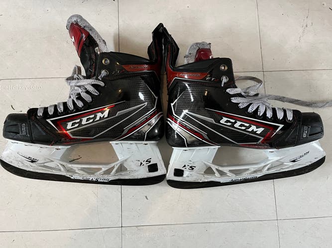 Used CCM Regular Width  8 JetSpeed FT2 Hockey Skates