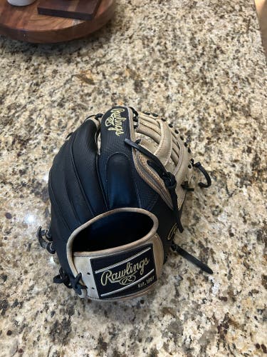 Used Right Hand Throw 11.75" Heart of the Hide Baseball Glove