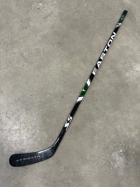 Used Senior Easton Stealth S5 Right Hockey Stick