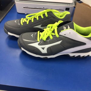 9 spike swift 4