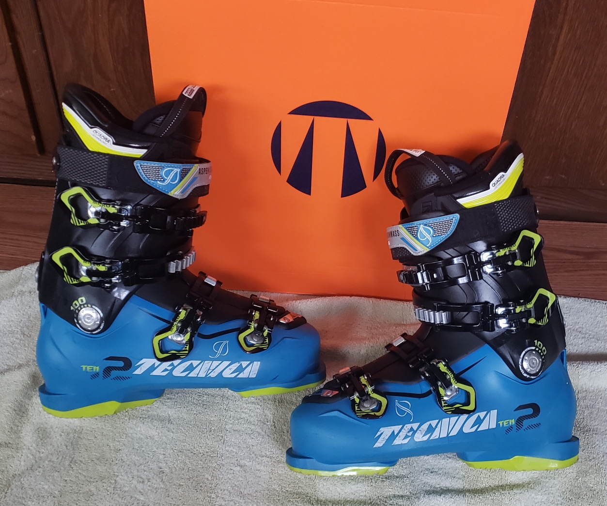 TECNICA TEN 2 100 HV Ski Boots MENS 9 (27.5/316mm) *PRE-OWNED* WASHED & CLEAN 326mm