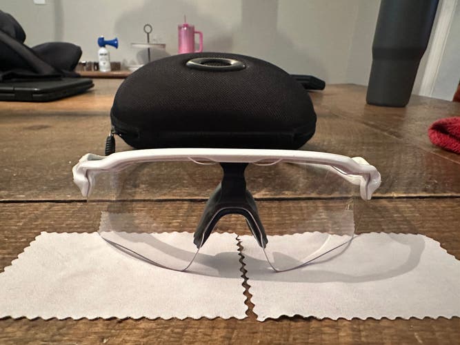 Oakley Radar EV Path Clear+Polarized