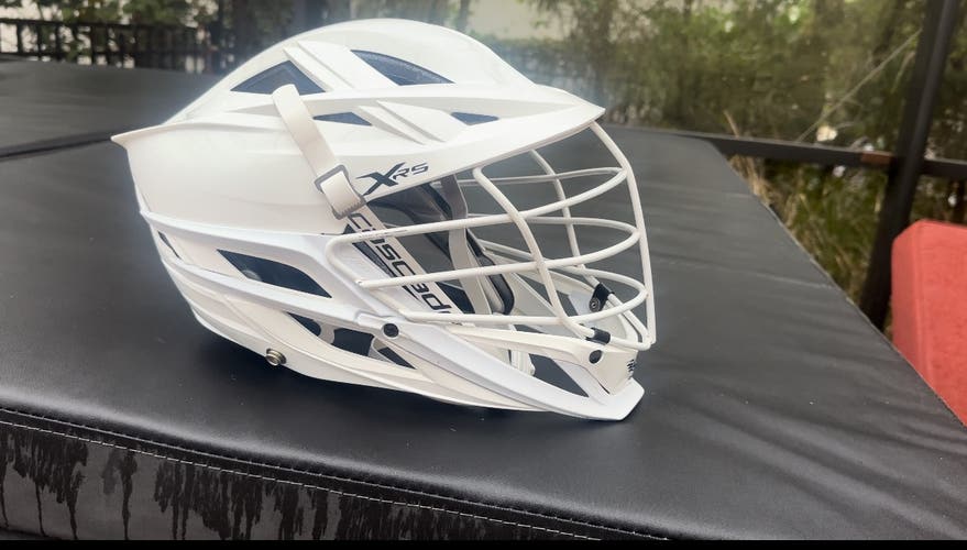 White Cascade XRS Helmet