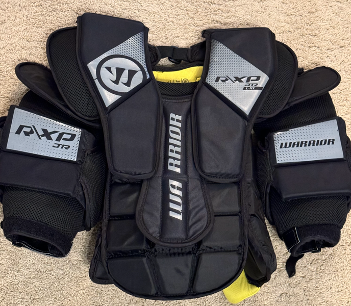 Used Junior Large/Extra Large Warrior Ritual XP Goalie Chest Protector
