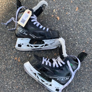 CCM RibCor 88K Hockey Skates | Junior Size 2.0 | Regular