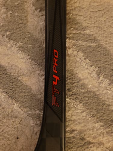 New! Left Hand P29 Junior Jetspeed FT4 Pro Hockey Stick