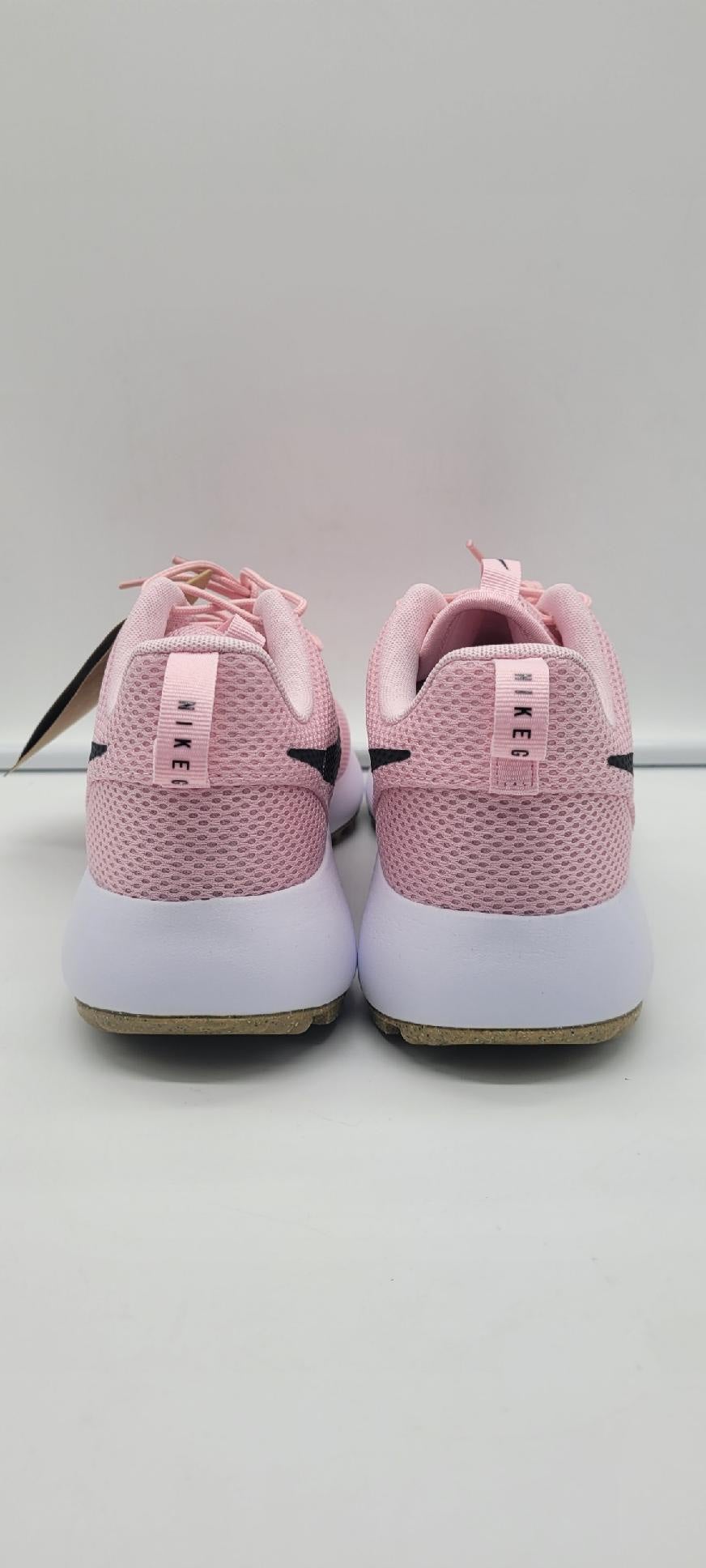 nike roshe one women pink