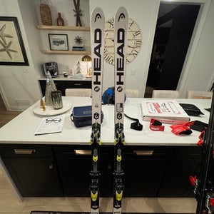 Head Race skis