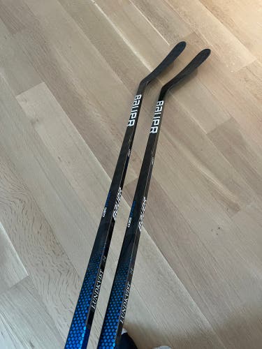 NEW 2 Pack Pro Stock Bauer Nexus 2N Pro XL (Geo Dress) P92M 82 Flex Senior Right Grip