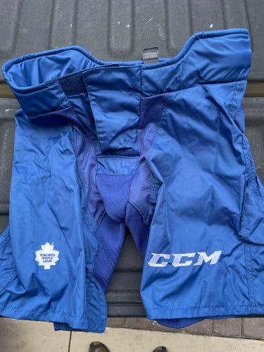 Toronto Maple Leafs Senior XL CCM Hockey Shell Pants & L Bauer Hockey Shell Pants