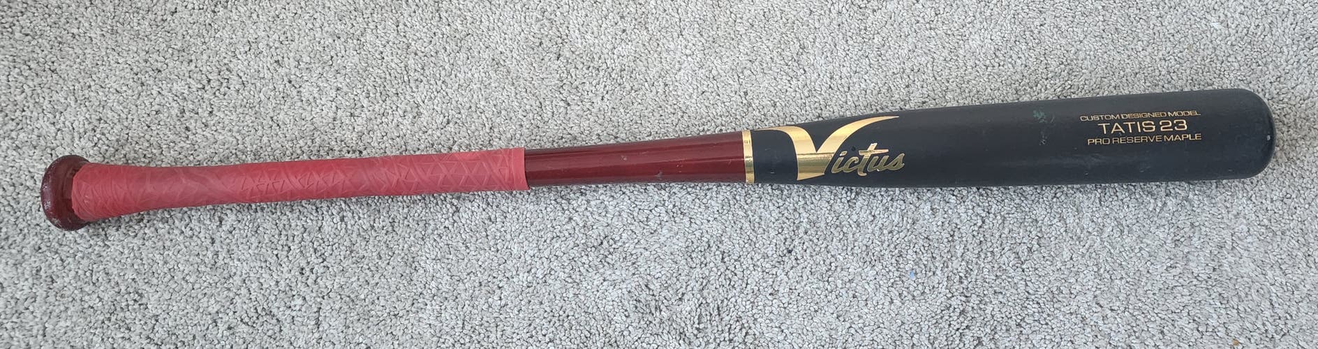Used 2023 Victus Maple Tatis23 Bat (-3) 29 oz 32"