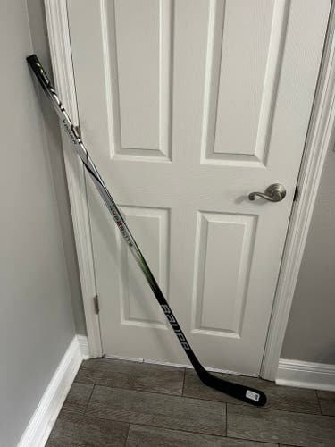 Intermediate Left Handed P92 65f Hyp2rlite Hockey Stick