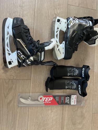 CCM Tacks Junior Skates 2.5 with blacksteel - Great Condition