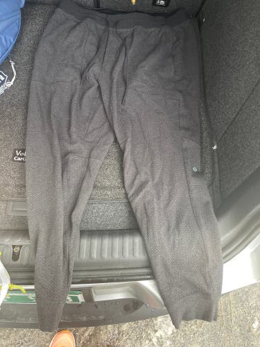 Gray Used Men's Lululemon Pants