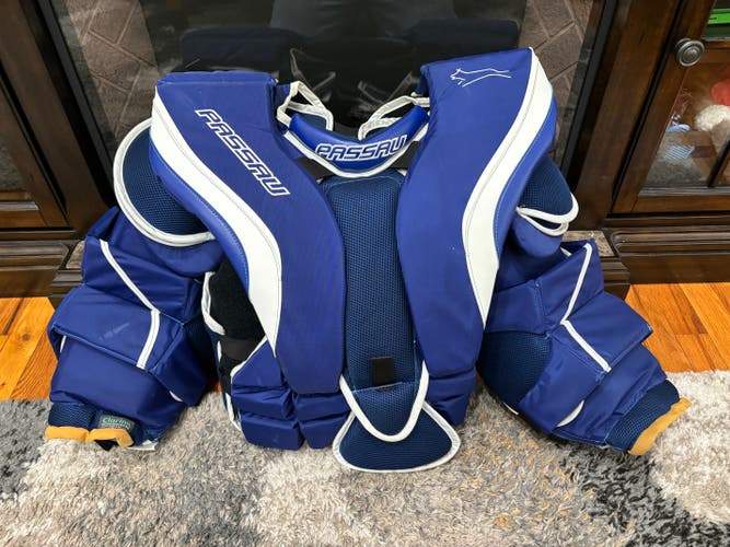 Used (Like New) Medium Passau Goalie Chest Protector Pro Pack
